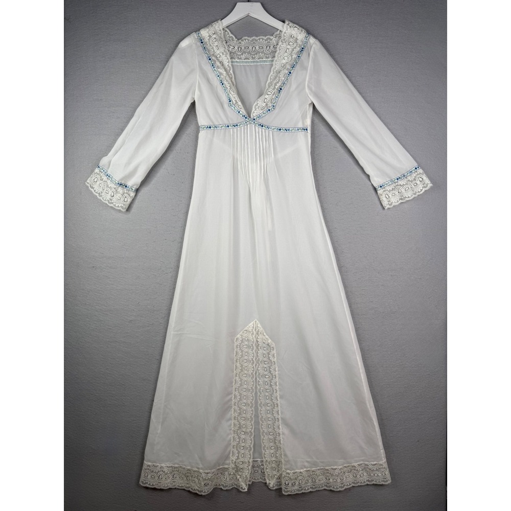 Vintage 1970's Nightgown Women Small Petite White Lace Floral Bridal Maxi